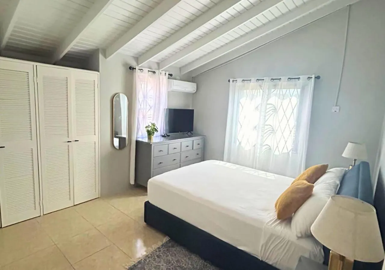 5 Bedroom Villa Gated Community Florence Hall جامايكا