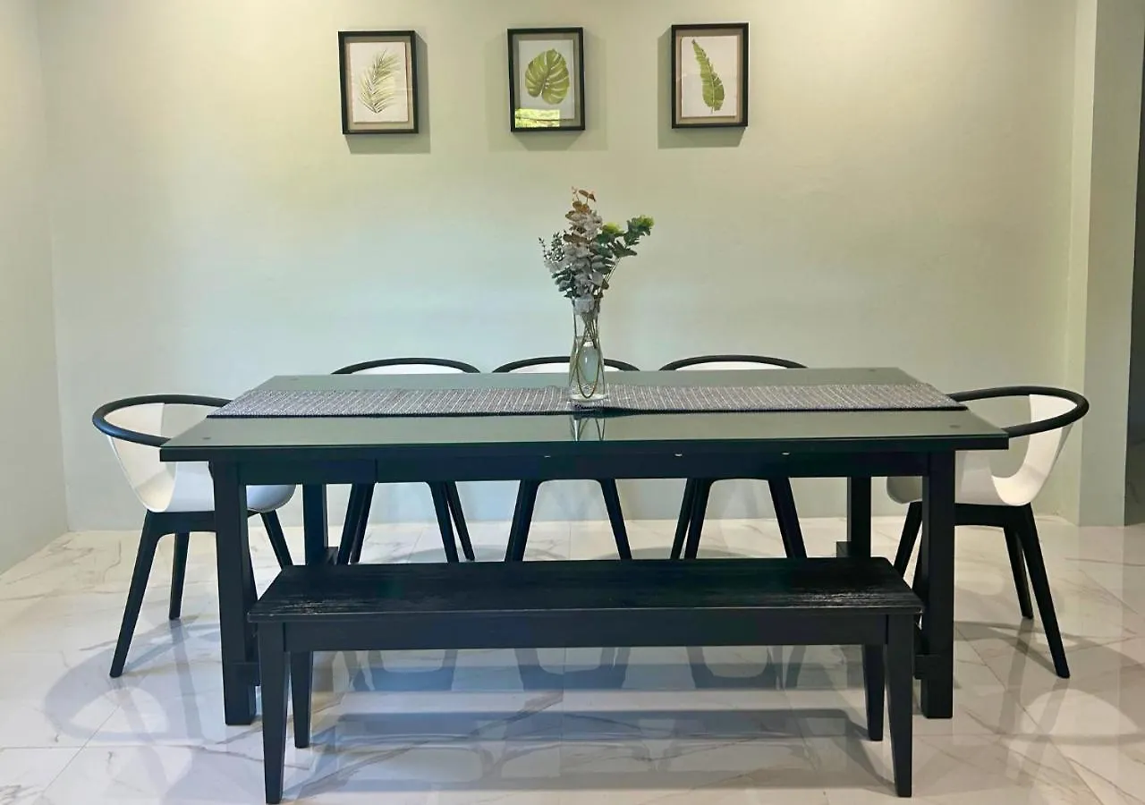 5 Bedroom Villa Gated Community Florence Hall جامايكا