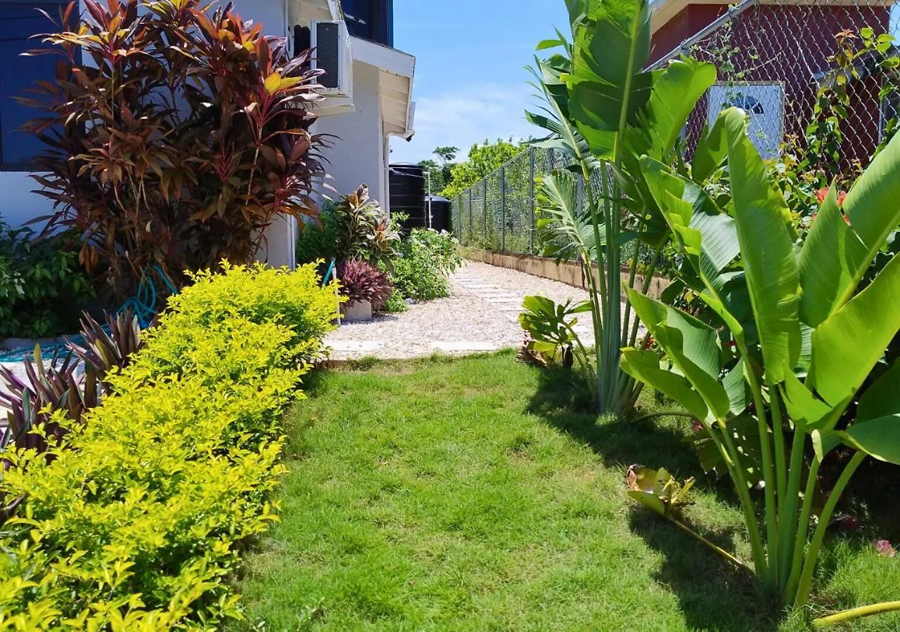 5 Bedroom Villa Gated Community Florence Hall